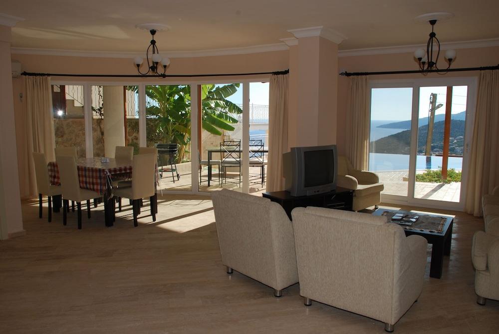 Cetinkaya Apartments