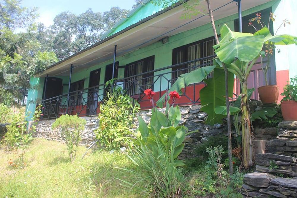 Hotel Magar Village