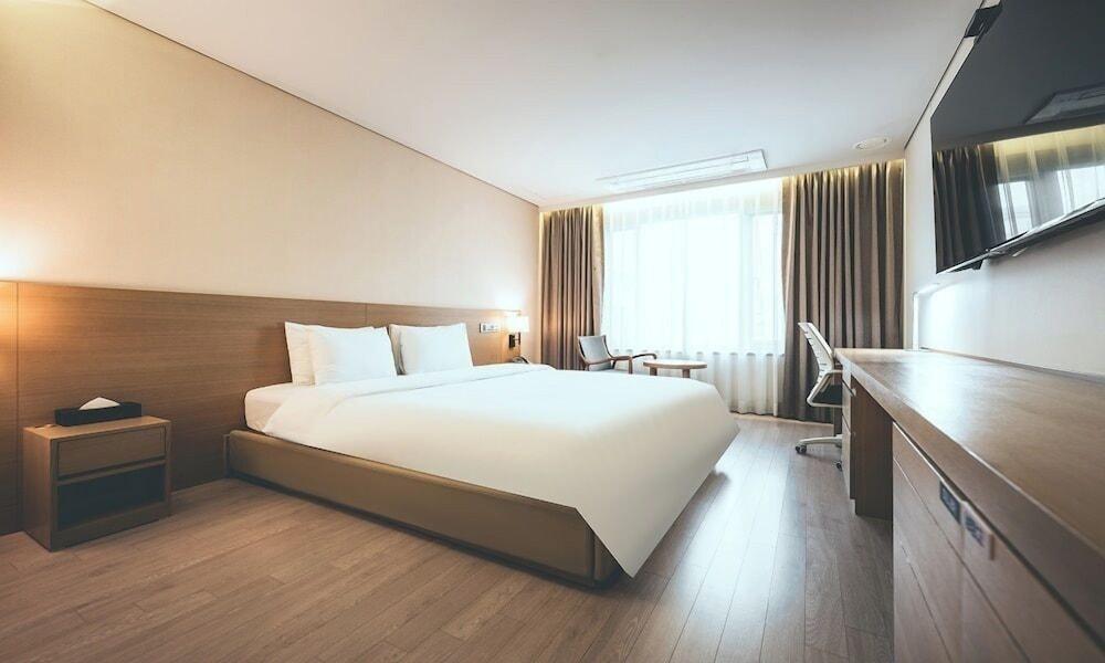 Wonju City Hotel HYEOKSIN