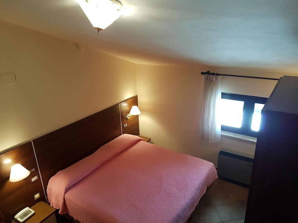 Hotel del Lago Ampollino