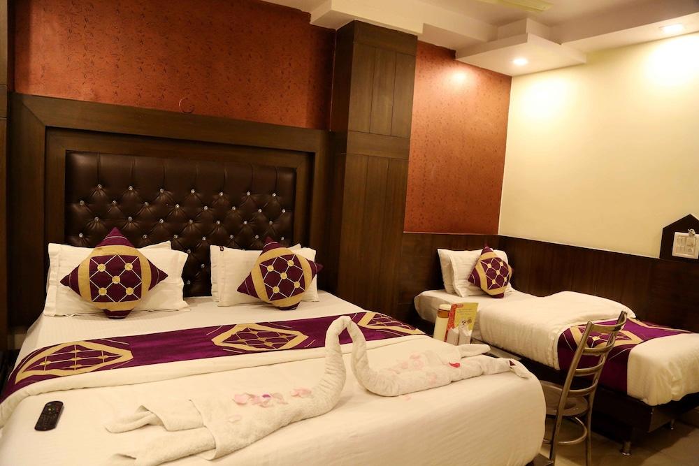 Hotel Shivam International