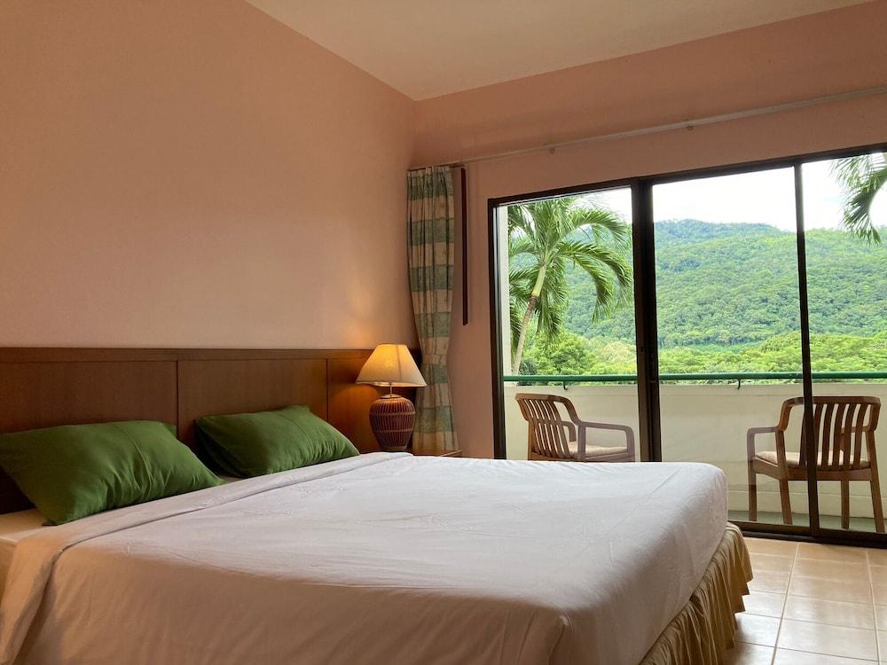 Cabbages & Condoms Khaoyai Resort