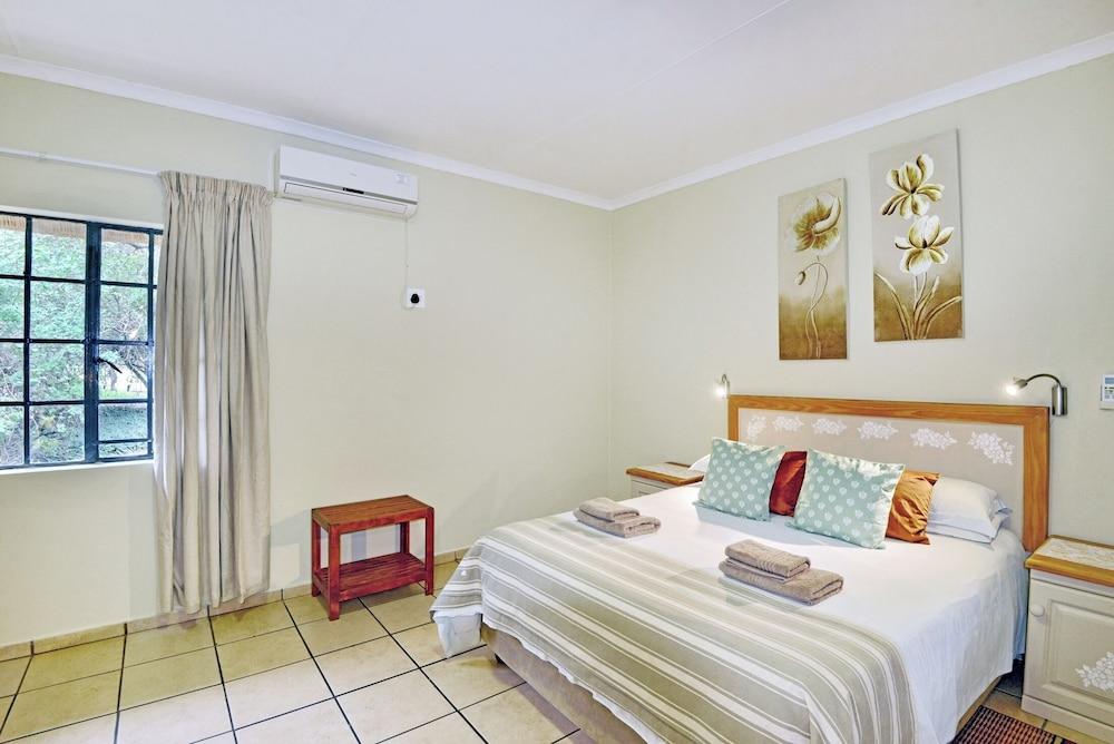 Komati River Chalets