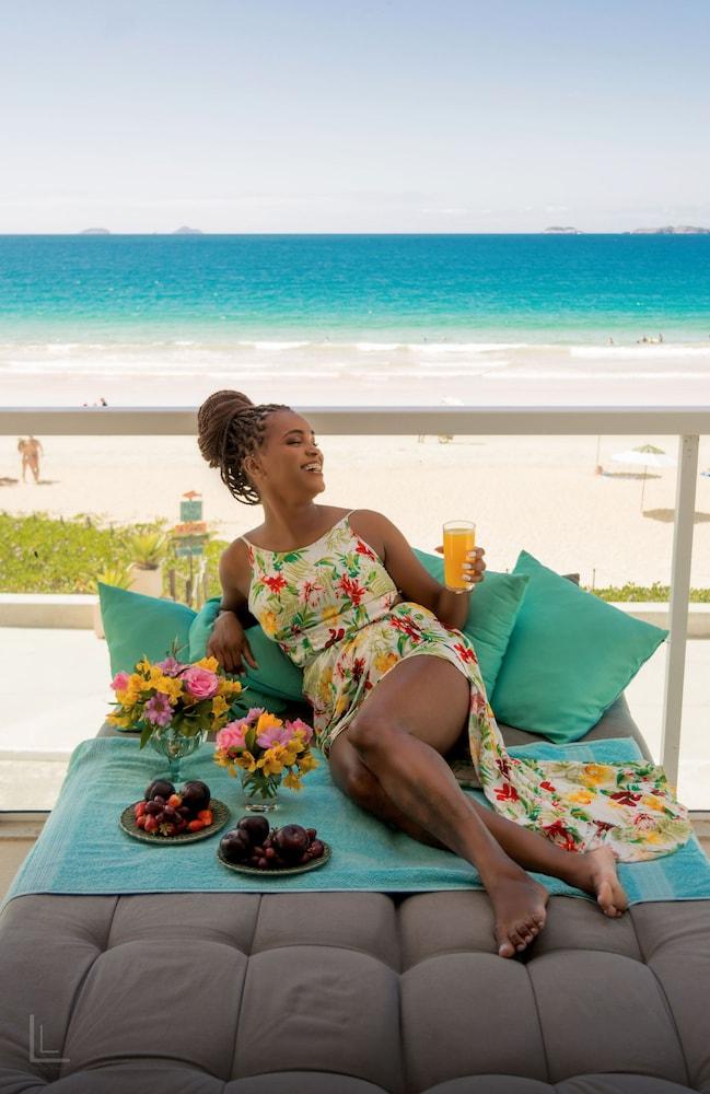 Paradiso Pero Praia Hotel