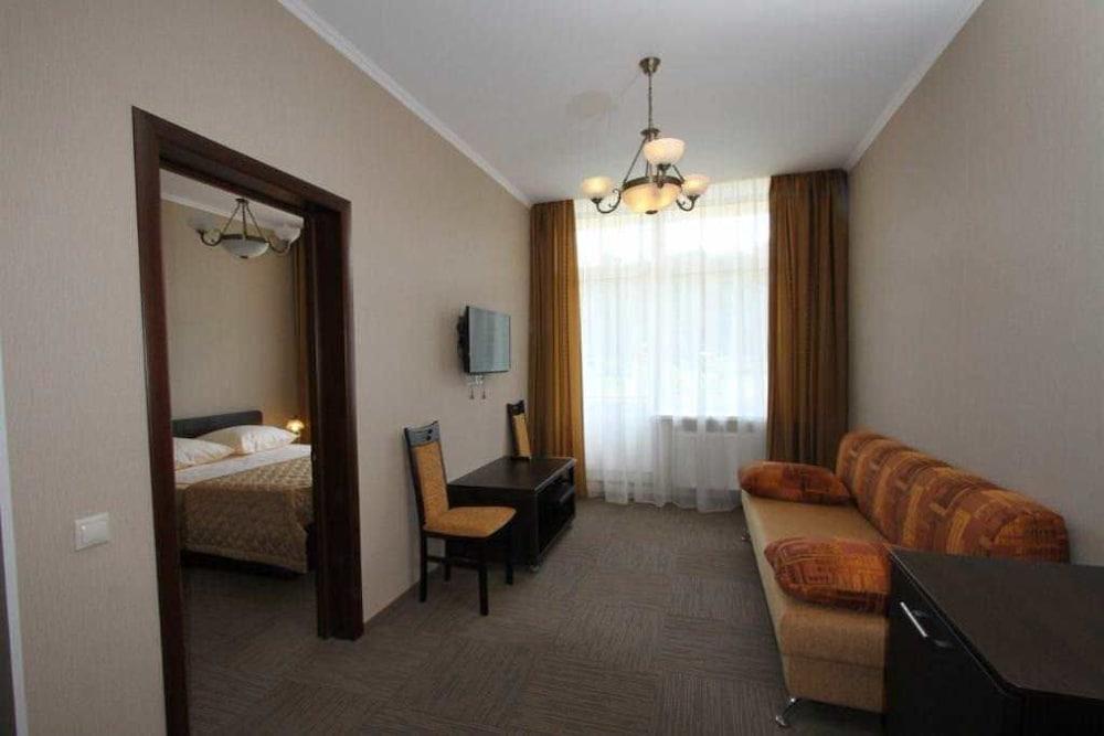 Orchestra Oka Spa Resort