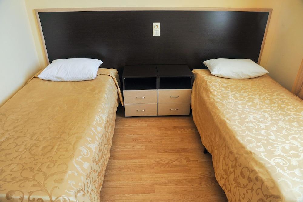 Hotel Aleksandriya Peterhof