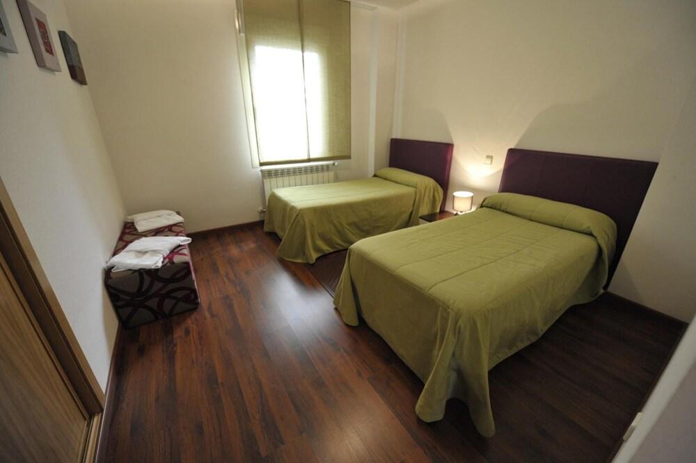 Apartamentos Turísticos Veladiez