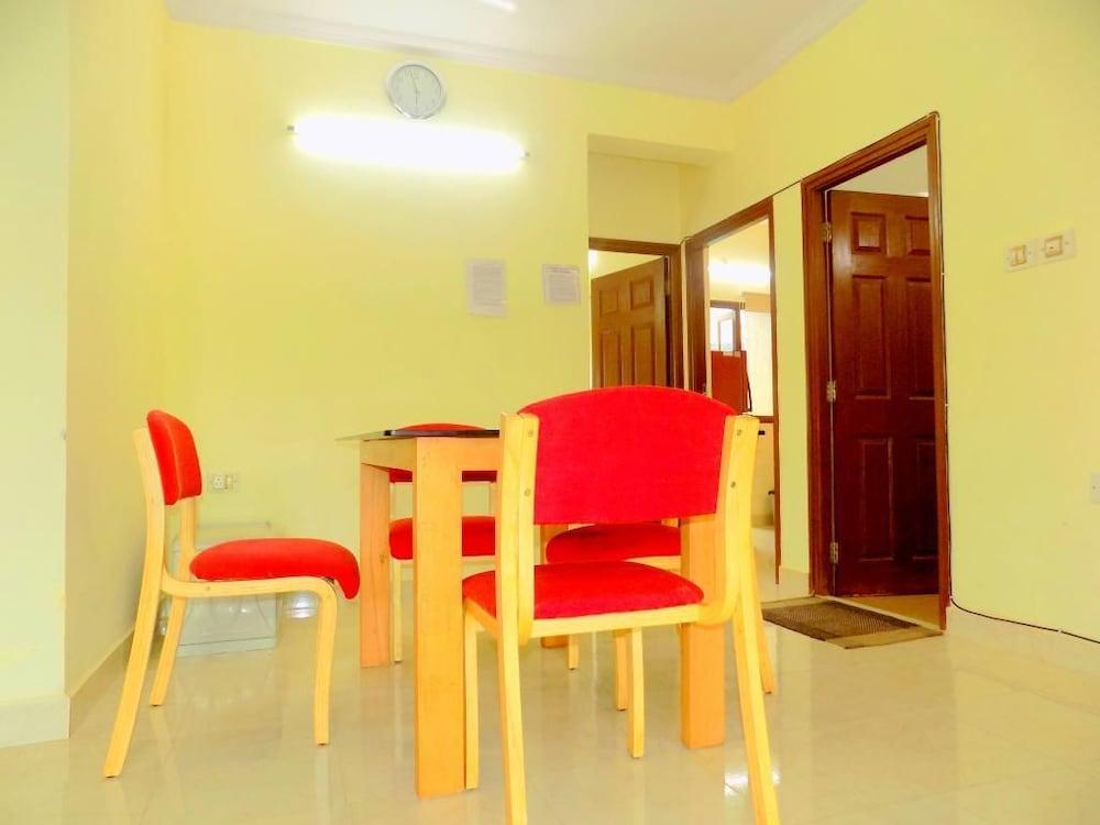 Spacious Apartment with Pool - CM008