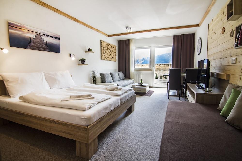 Oscar & Sons Apartments