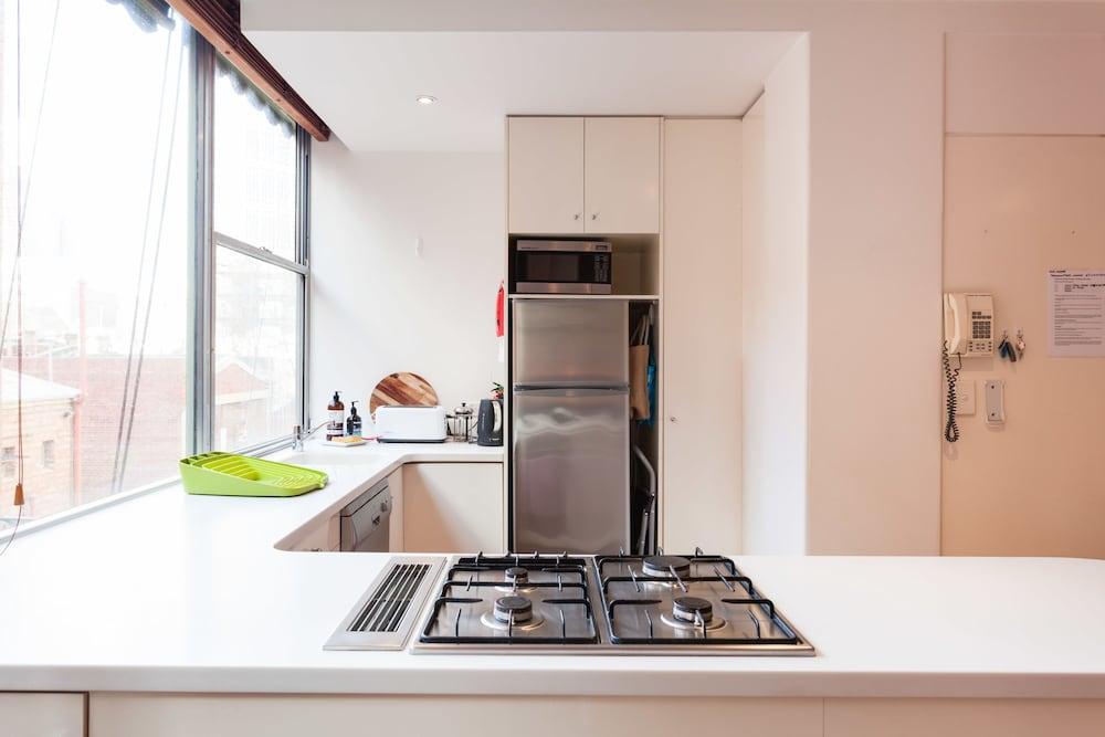 BENJAMIN, 2BDR Melbourne Apartment