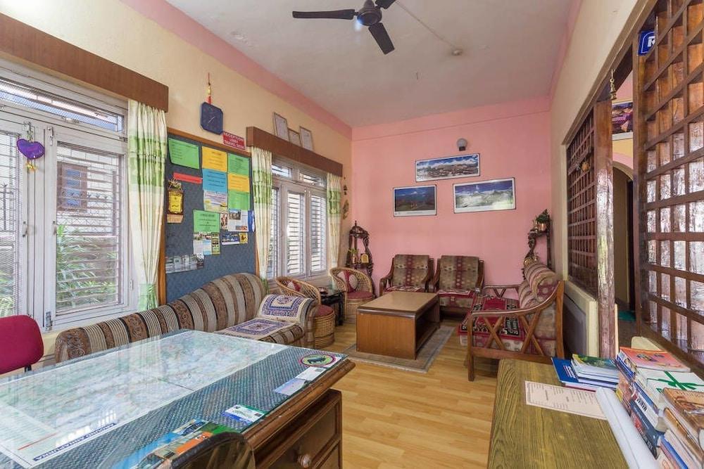 Hotel Seven Continents