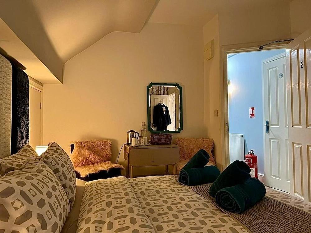 Summer Hill Guest House