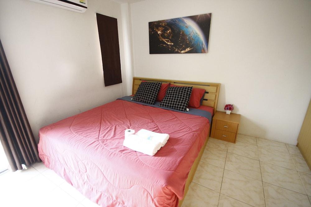 Happy House Bangsaen