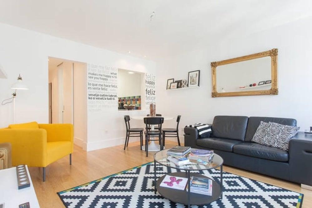 Lisbon Deluxe Flat in Principe Real