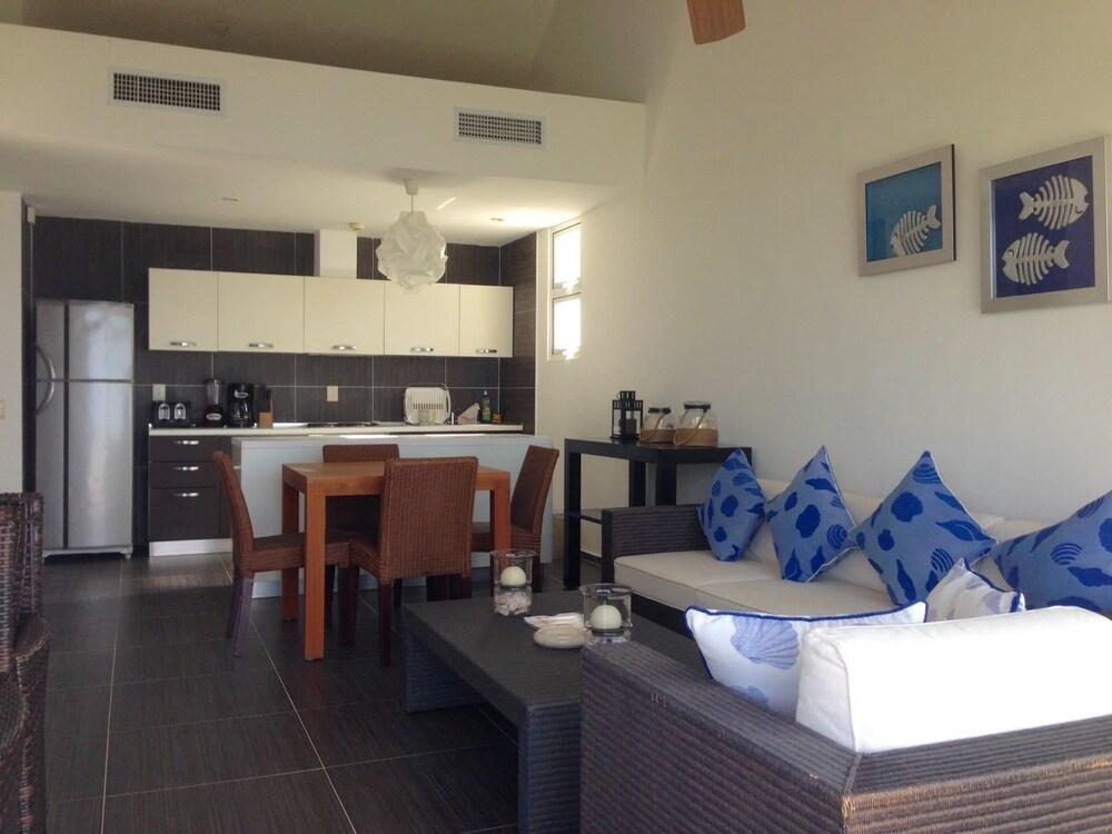 Vista Mare Samana Ocean View Top Floor 1 Bed