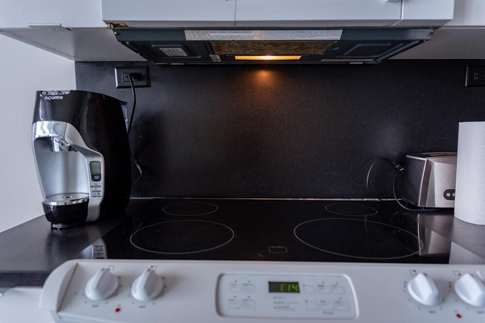 Downtown Toronto Luxury Condo