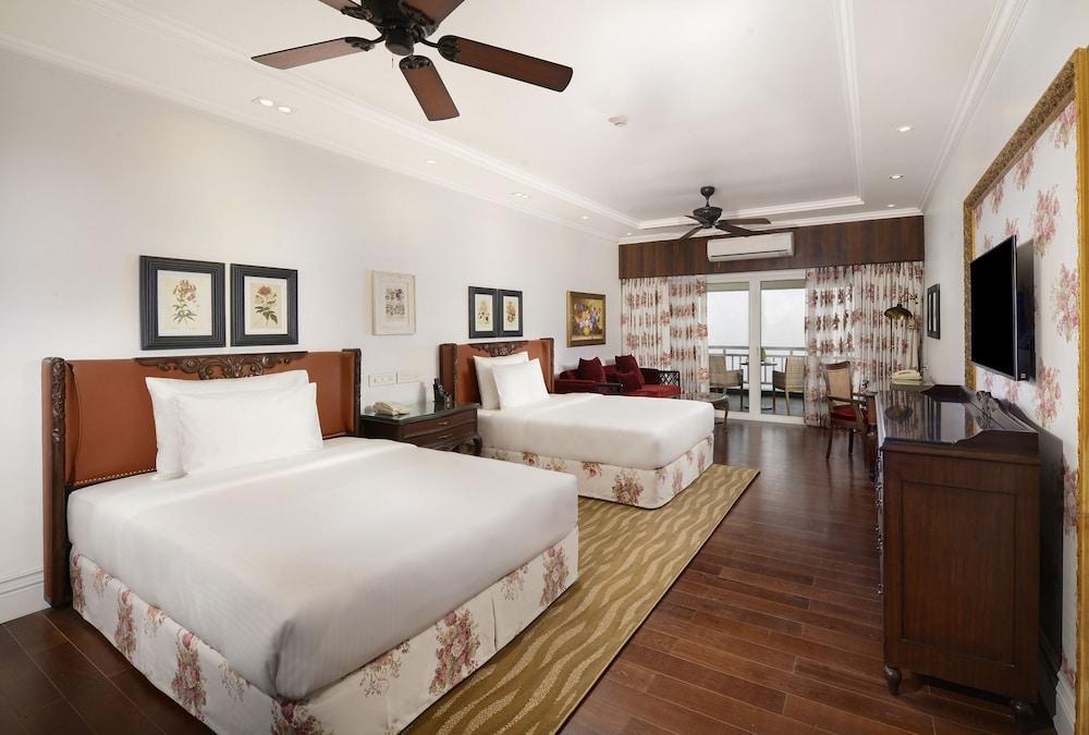 MAYFAIR Himalayan Spa Resort