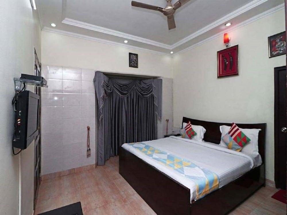 Lake Pleasant Cottage