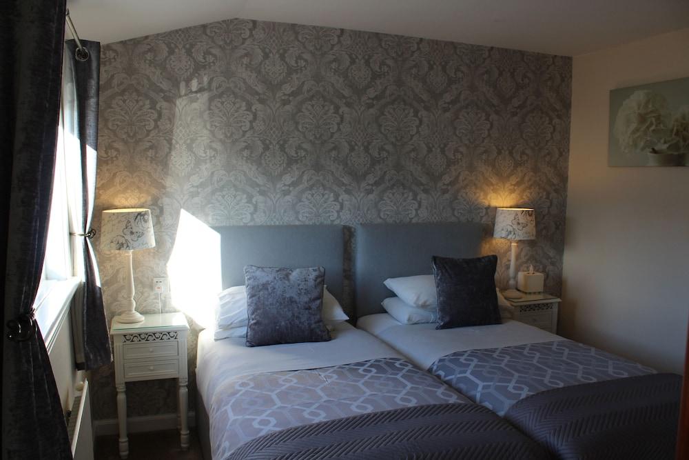 Hillview guest house