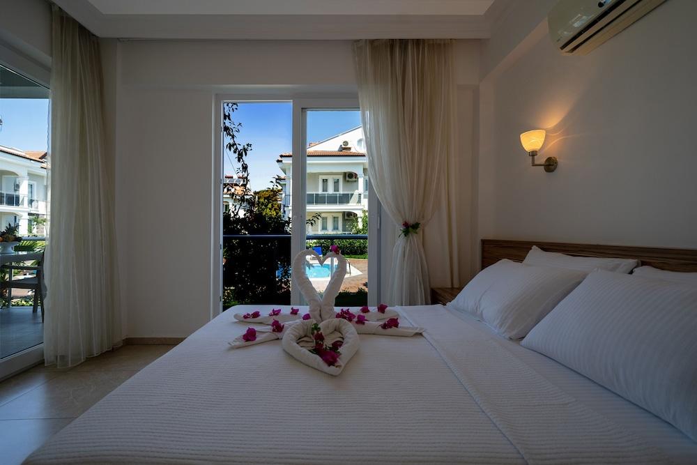 Sea Heaven Legend Apartments