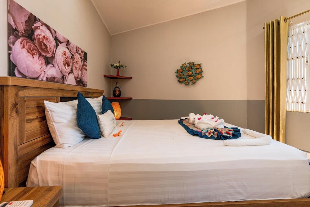 Glacis Heights Villa