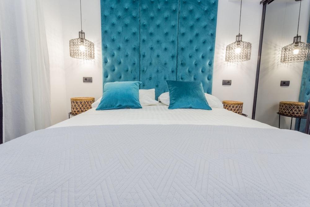 Villa Capitis in the Centre - Private pool