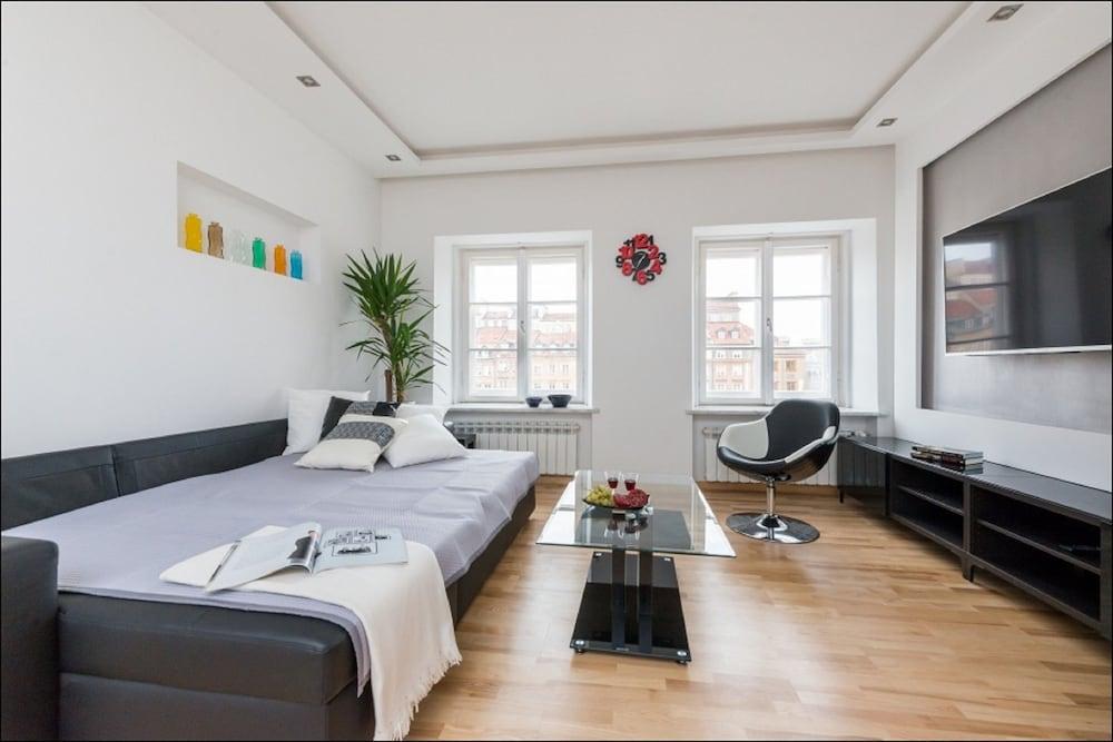 P&O Apartments Old Town Square