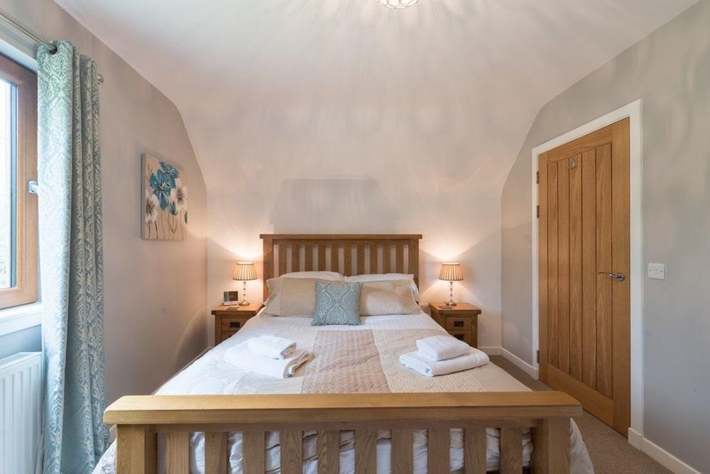 Lord Galloway 34, Newton Stewart