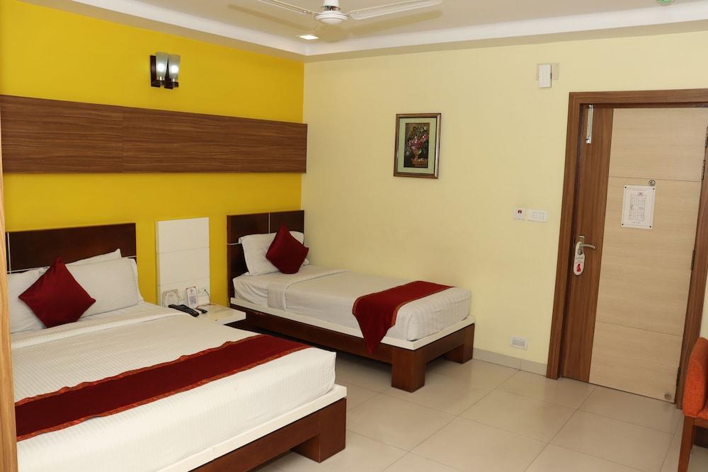 Hotel The Signature Asansol