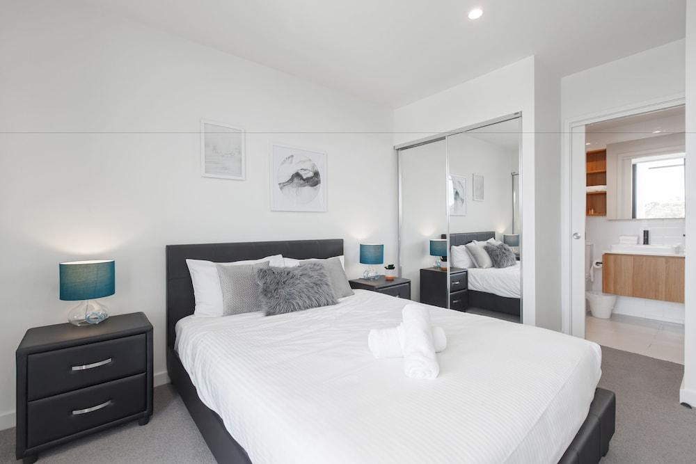 Ilixir Apartments by Ready Set Host