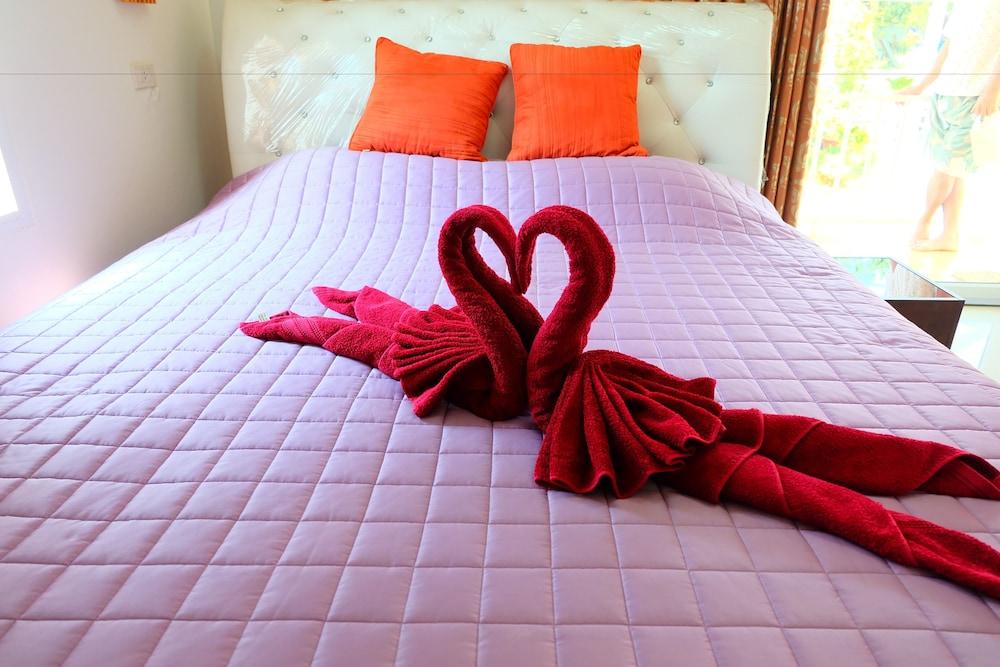 Baan Waraporn Resort