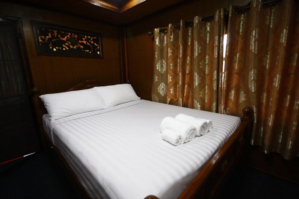 Ban Suan Mee Sakul Resort