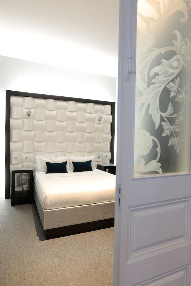 Amra Barcelona Gran Via