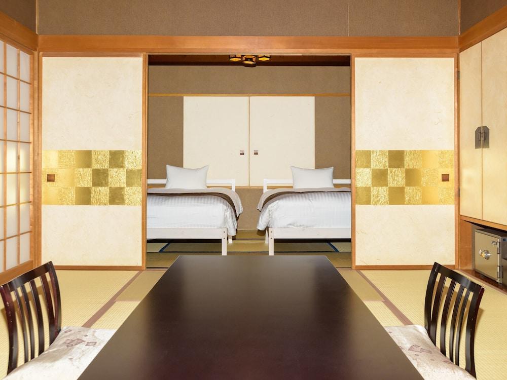 Sado Resort Hotel Azuma