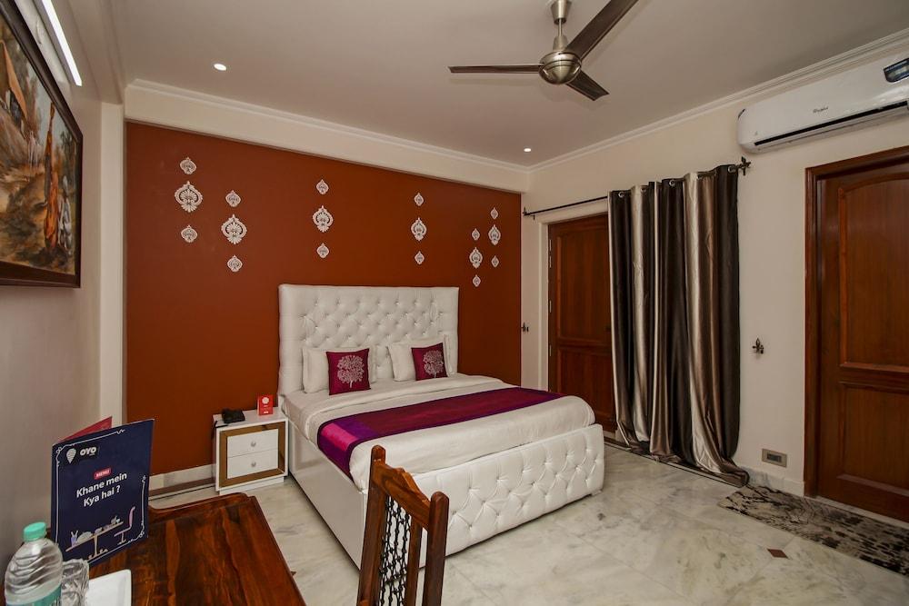 OYO 8430 Absin Hospitality