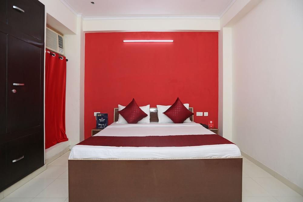 OYO 9339 Terrene Empire