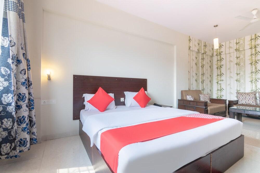 OYO 11683 Hotel YMCA