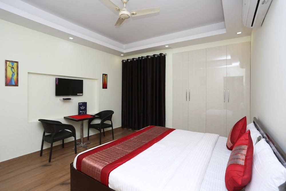 OYO 11090 Maira Homes