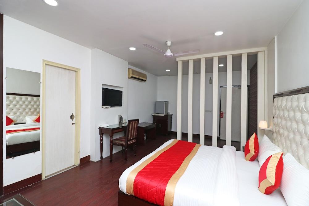 OYO 10887 Hotel West View