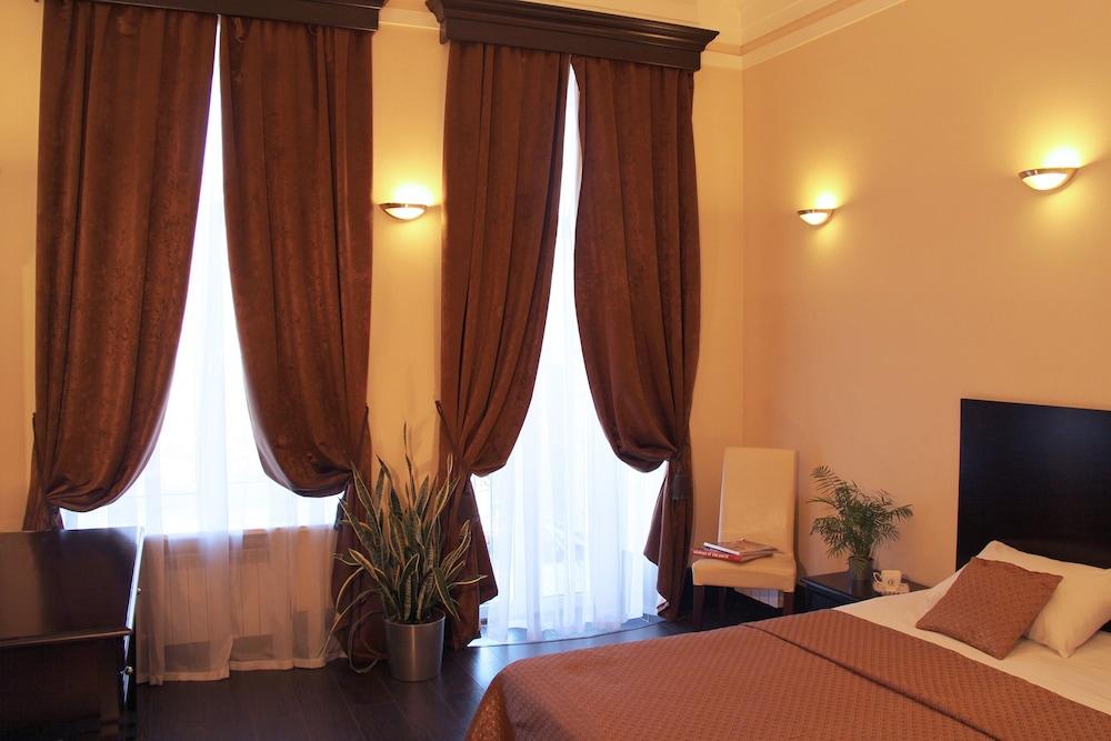 Hotel Business Apartments