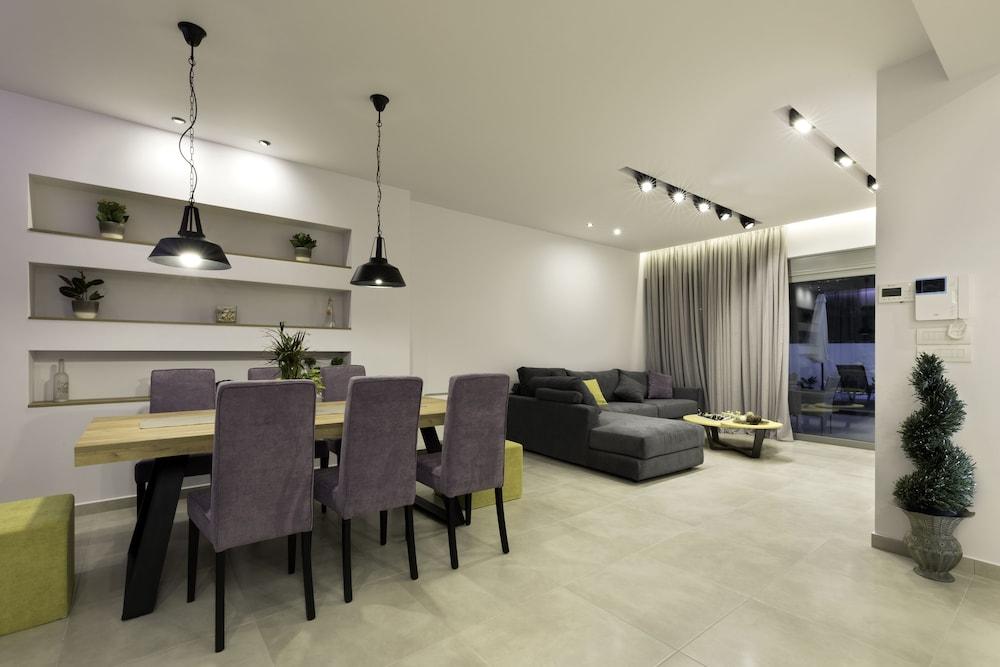 Filerimos bellevue villa