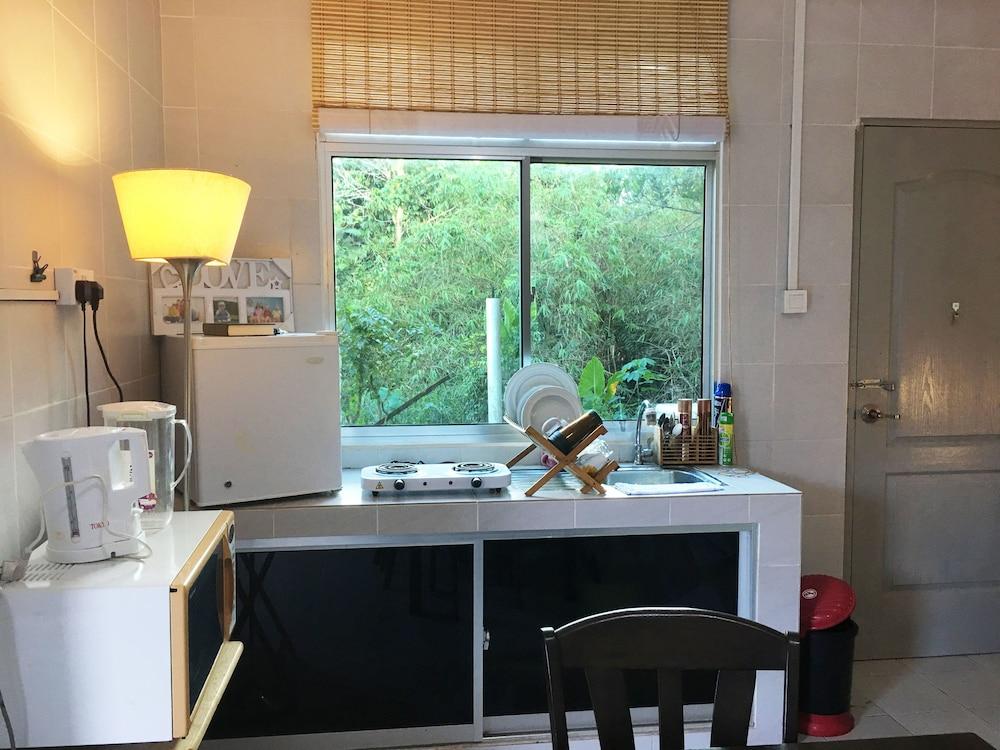 Homely Ground Apartment