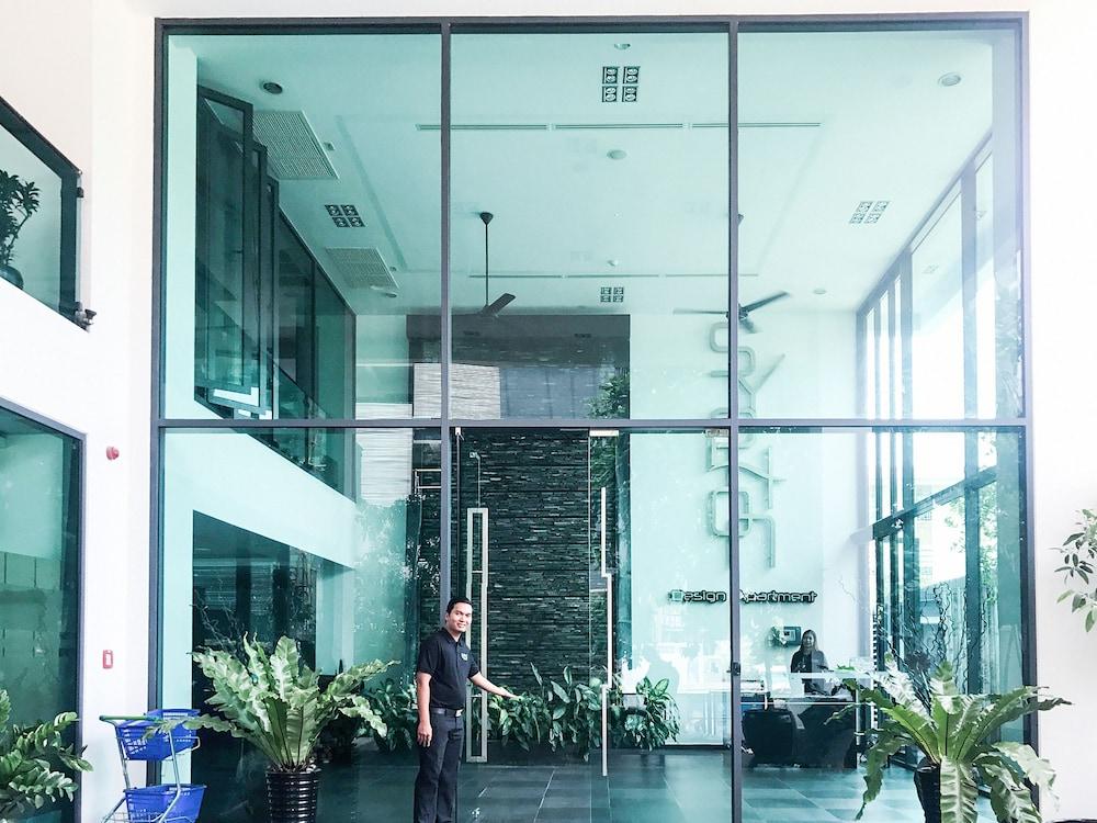 Syphon Hotel & Apartment