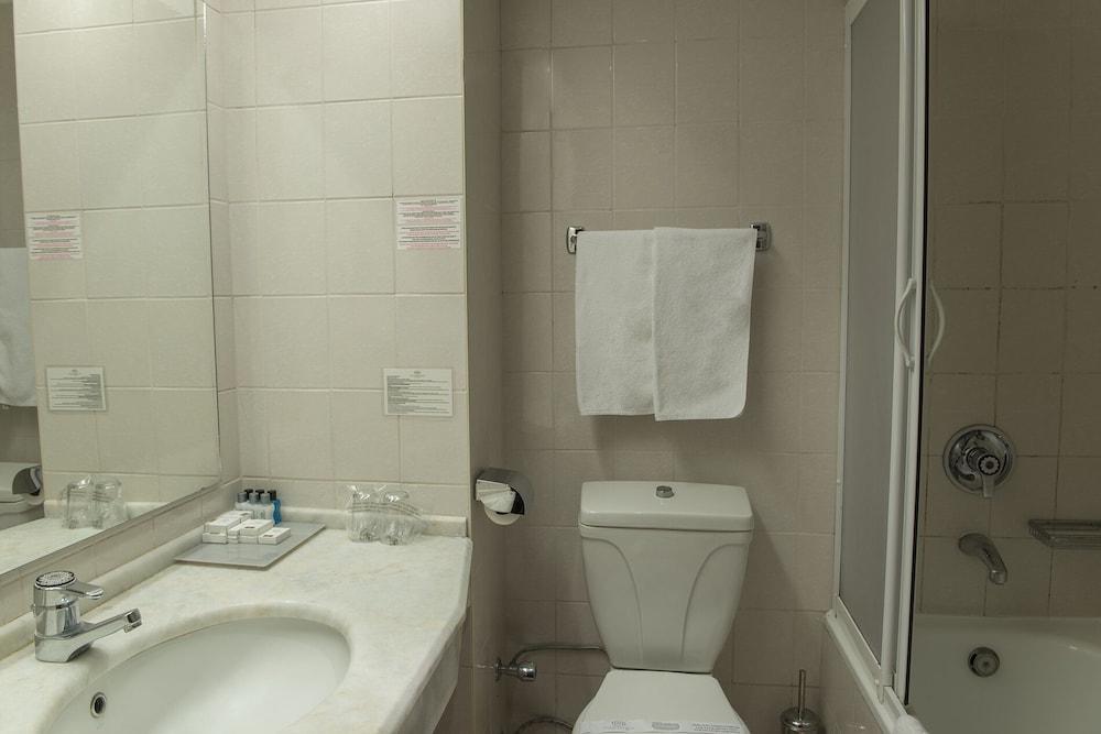 Le Monde Beach Resort & Spa