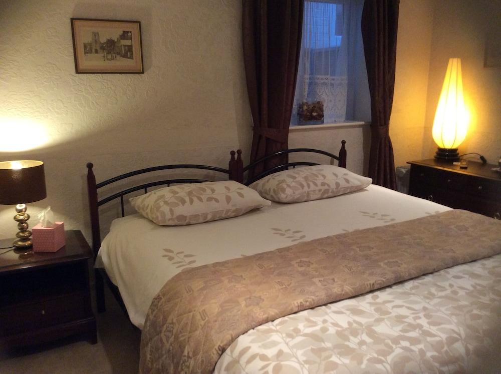 Hedley Villa Guest House