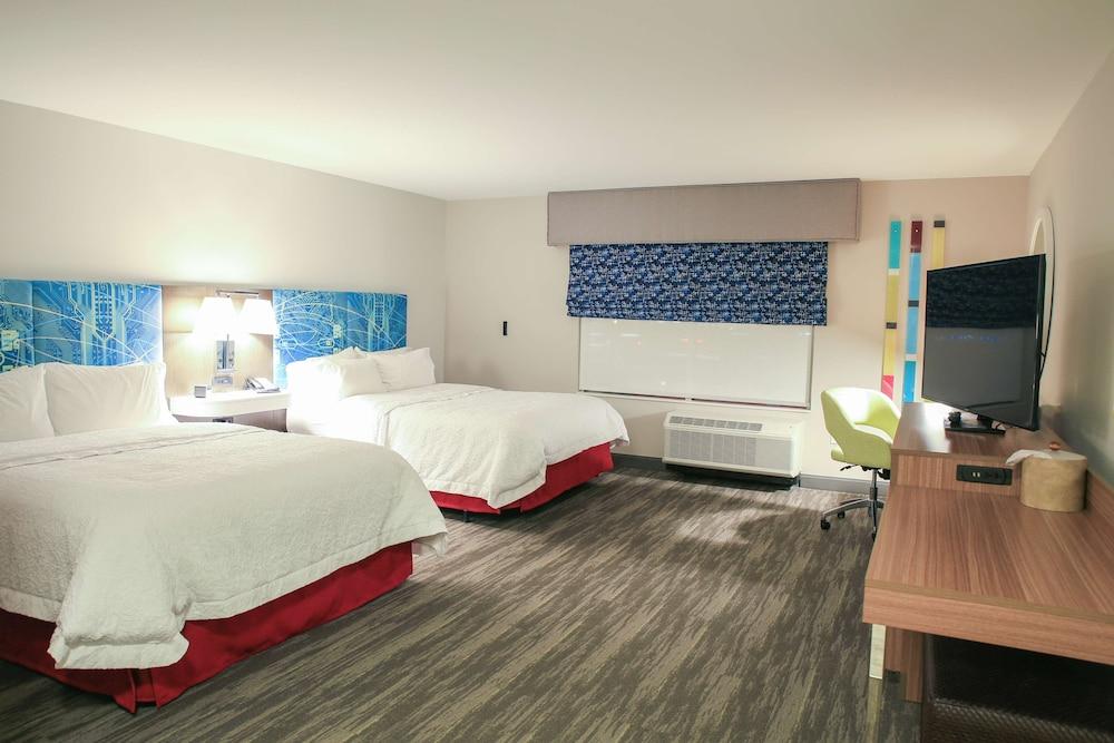 Hampton Inn & Suites Mount Laurel/Moorestown