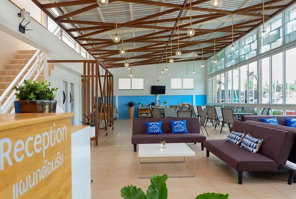 Villa Pool Lay Resort Pattaya