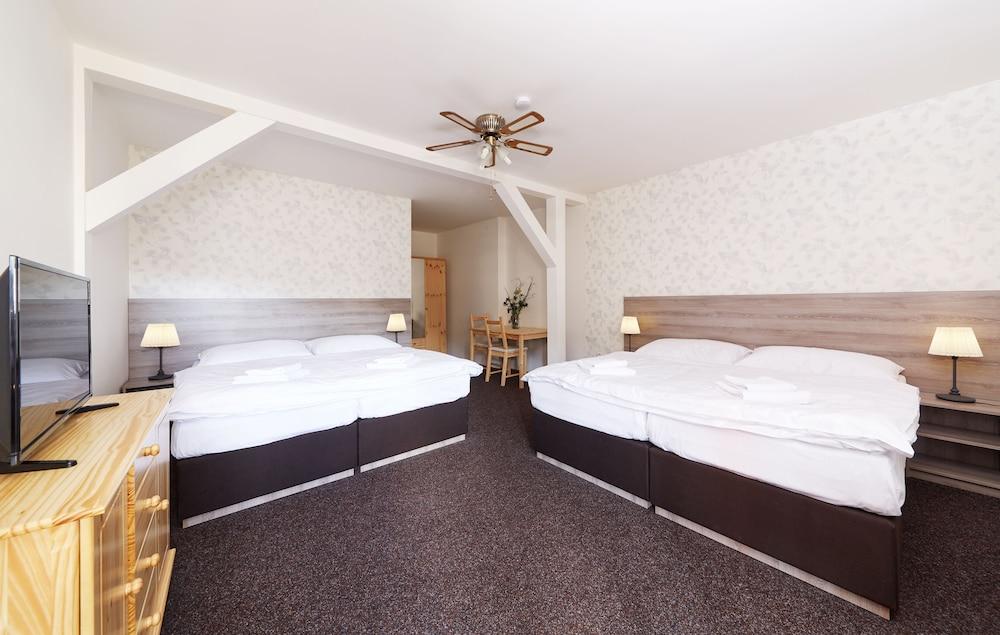 Ski Hotel Svoboda nad Upou