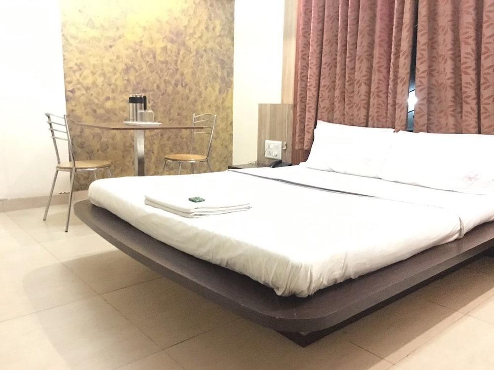 Hotel Pranav Executive