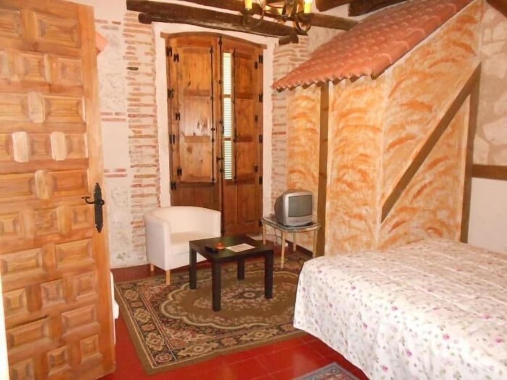 Hostal La Mesnadita